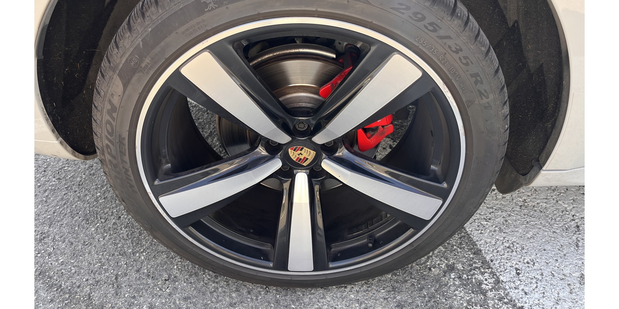 Porsche Macan S – Performance & Elegance | Buy Now