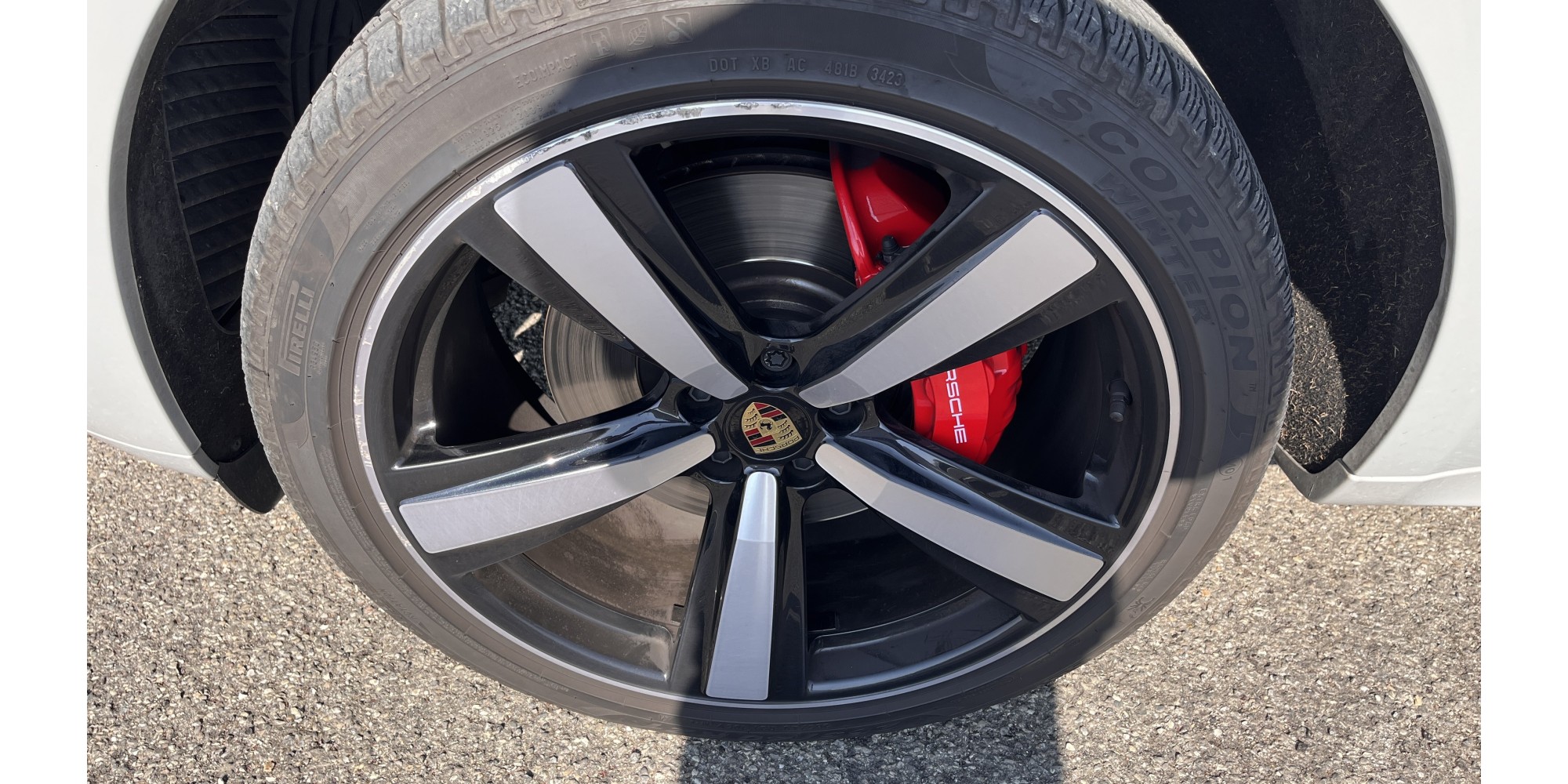 Porsche Macan S – Performance & Elegance | Buy Now