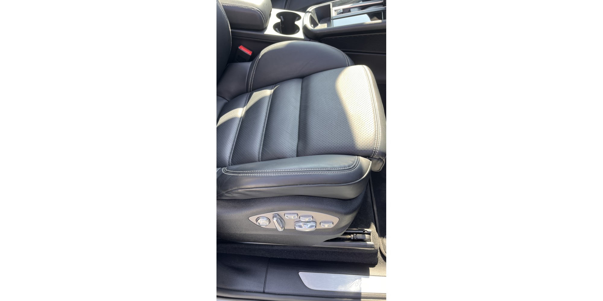 Porsche Macan S – Performance & Elegance | Buy Now