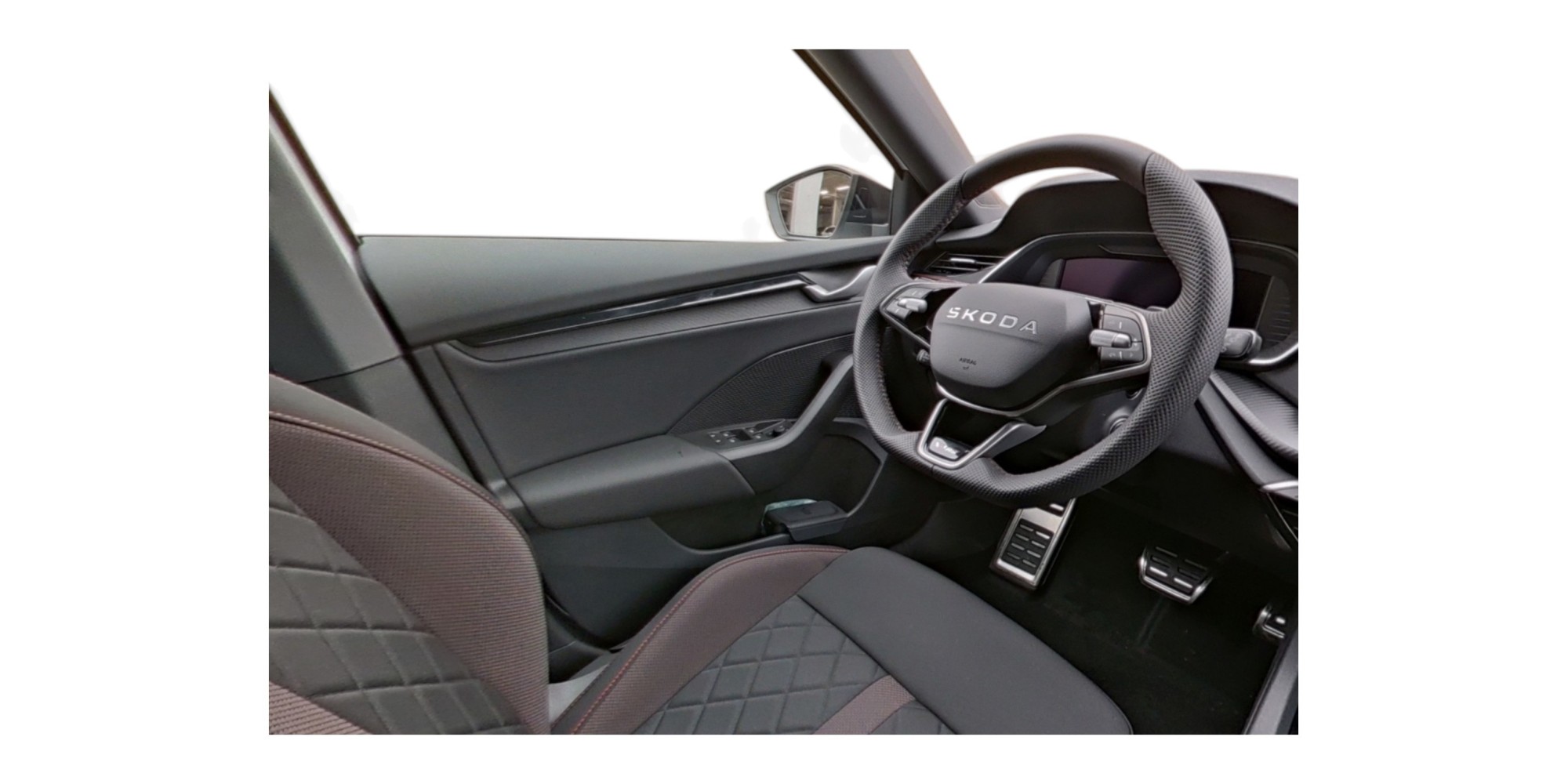 Skoda Octavia Combi RS 2.0 TSI DSG – Sportiva e Spaziosa