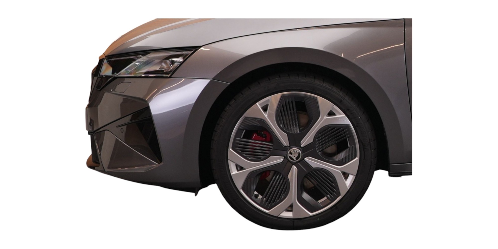 Skoda Octavia Combi RS 2.0 TSI DSG – Sporty & Spacious