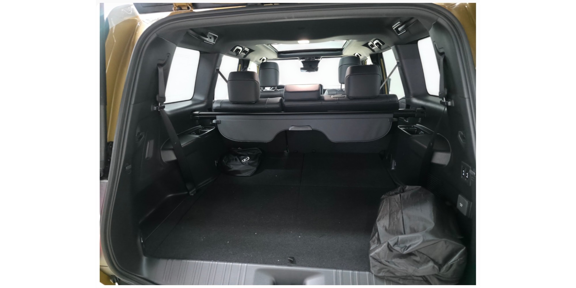 Toyota Land Cruiser 250 First Edition – Power & Off-Road Mastery