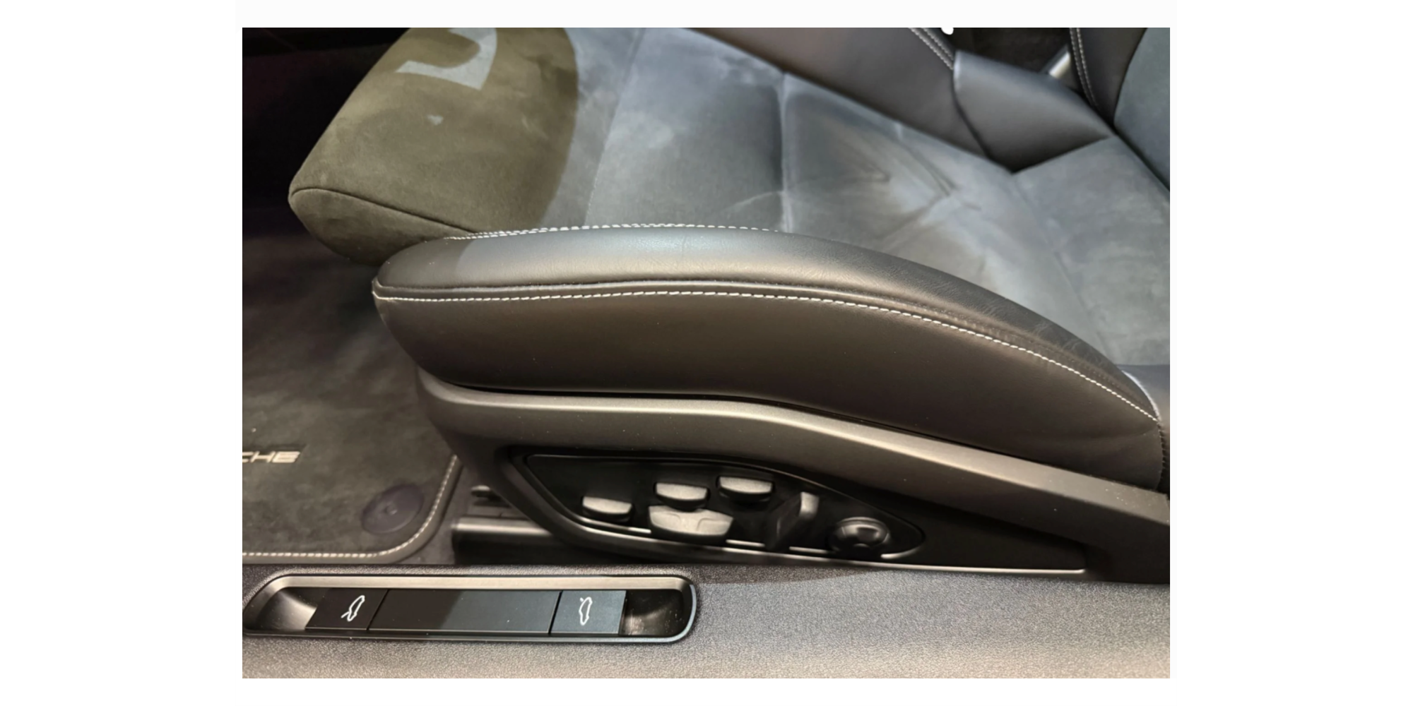 Porsche 911 992 Carrera 4 GTS – Power and Style | Buy Now