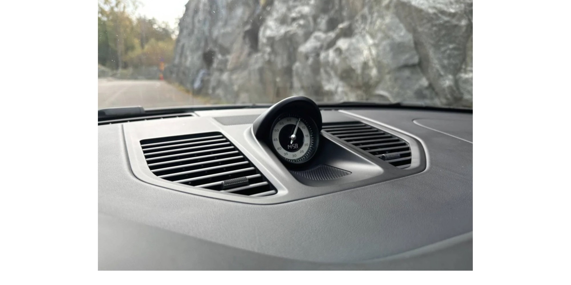 Porsche 911 992 Carrera 4 GTS – Power and Style | Buy Now