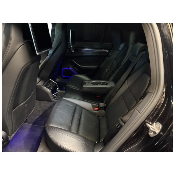 Porsche Panamera 4 E-Hybrid