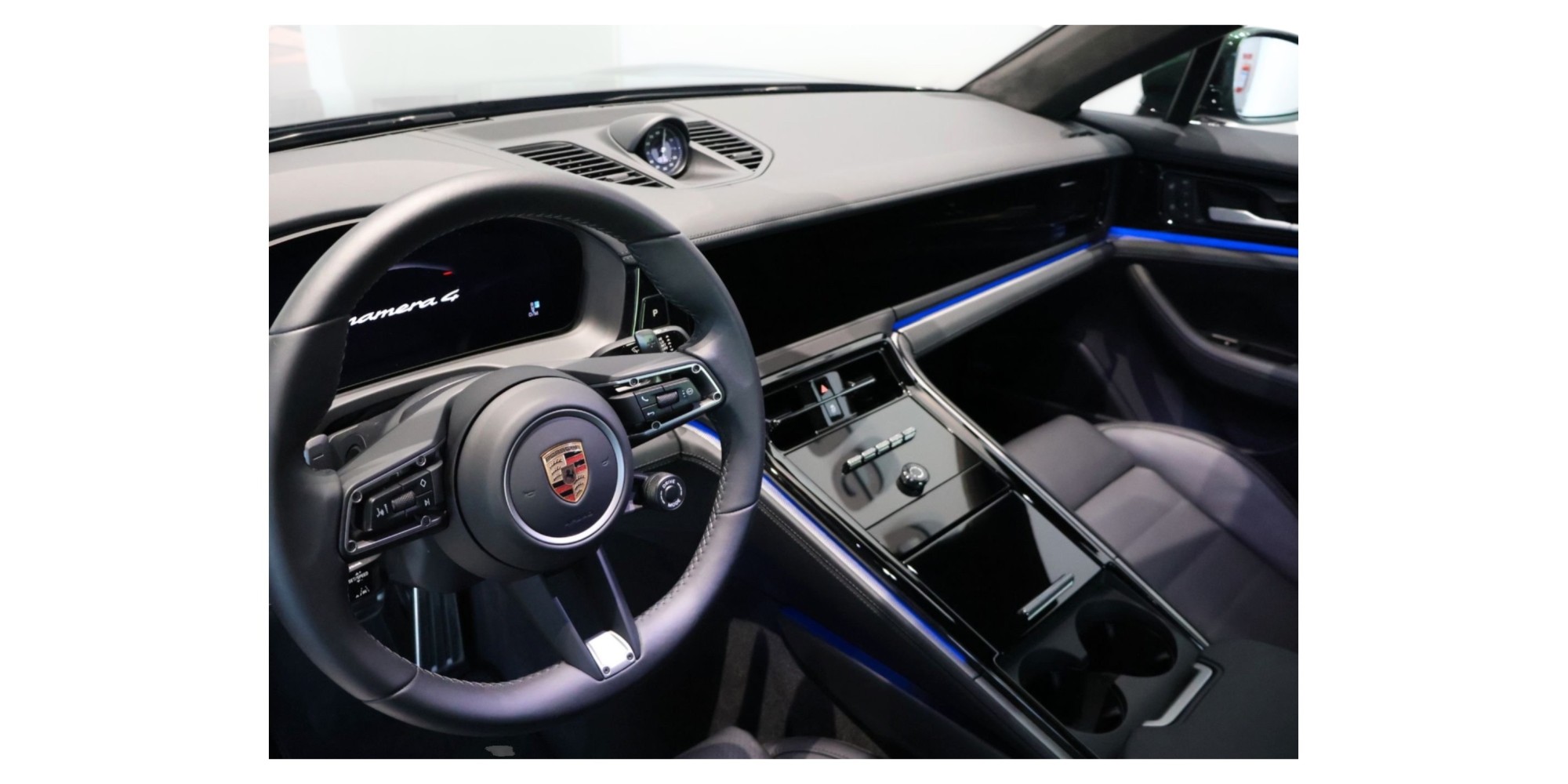 Porsche Panamera 4 E-Hybrid
