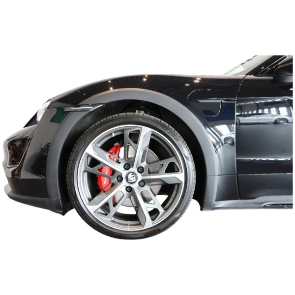 Porsche Taycan 4S Cross Turismo