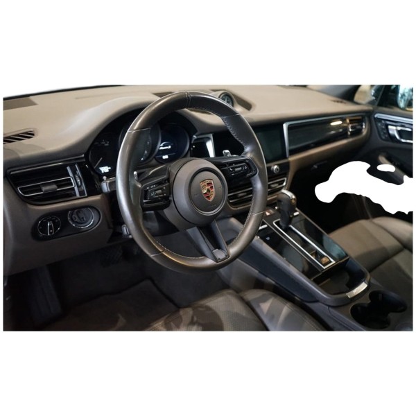 Porsche Macan S – Power & Elegance on Every Drive