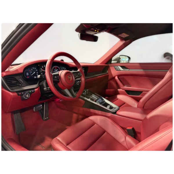 Porsche 911 992 4S Cabrio – Open-Air Performance