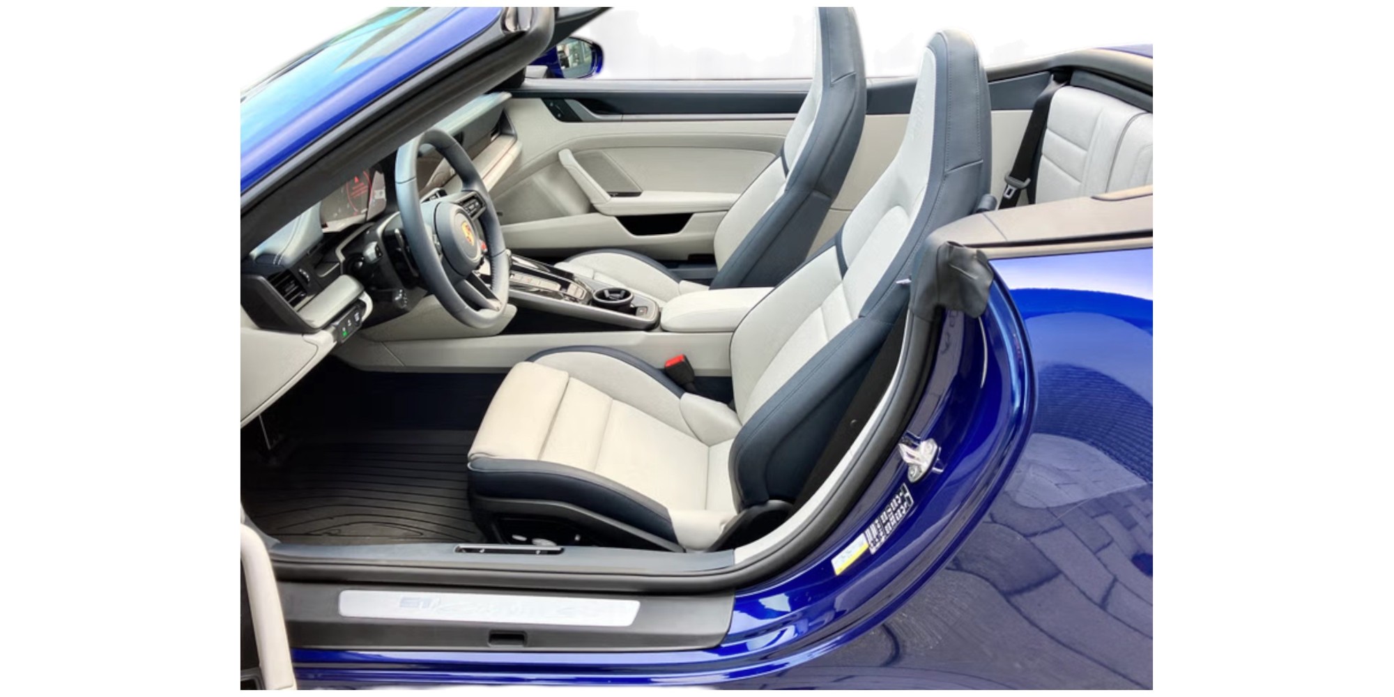 Porsche 911 992.2 Carrera S Cabrio - Open-Air Sportscar Excellence