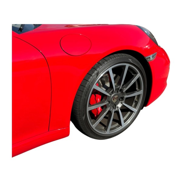 Porsche 911 992: Iconic Style and Performance