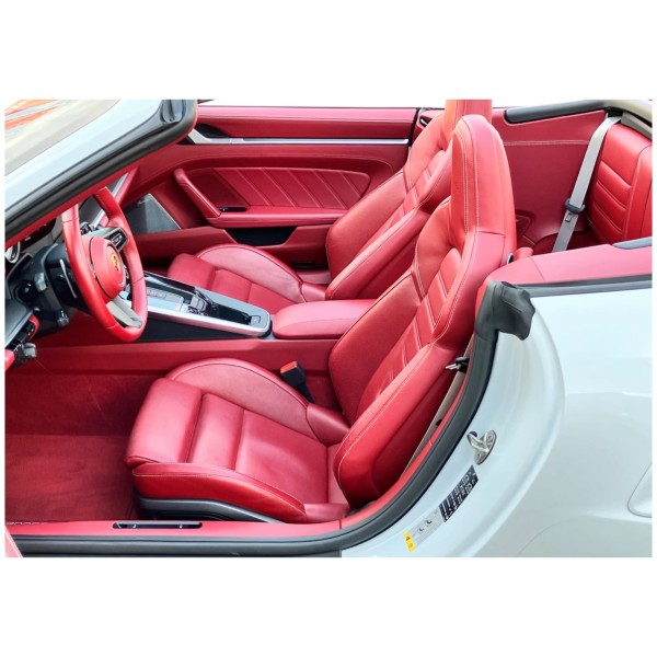 Porsche 911 992.2 Carrera S Cabrio - Open-Air Sportscar Excellence