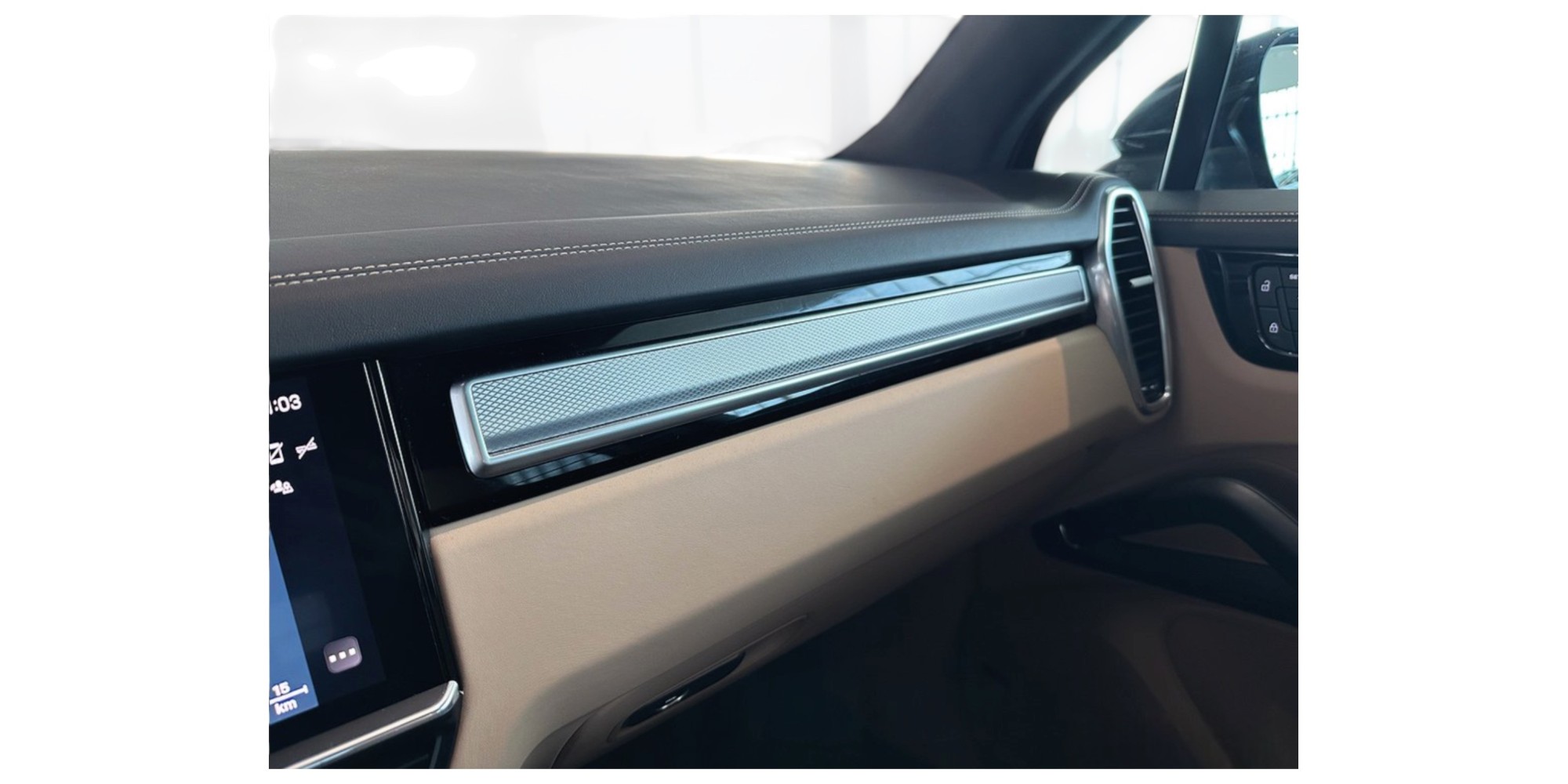 Porsche Cayenne E-Hybrid SUV Platinum Edition – Modena Motors GmbH