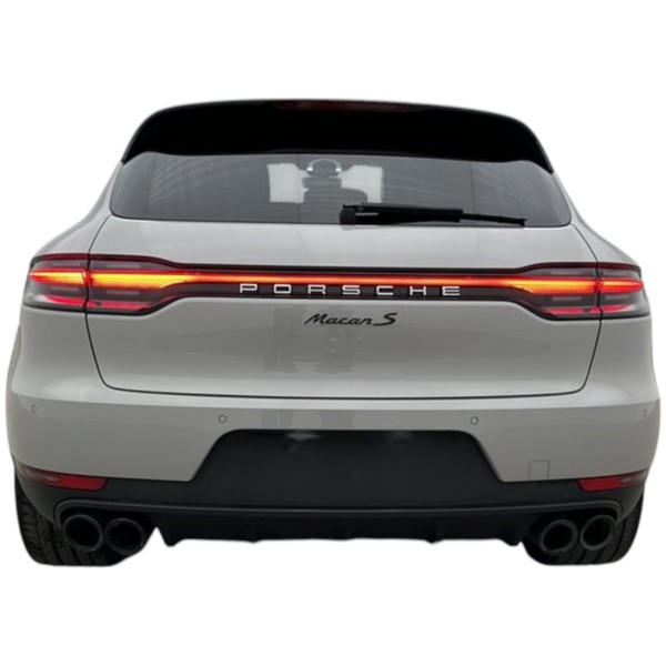 Porsche Macan S – Power & Elegance on Every Drive