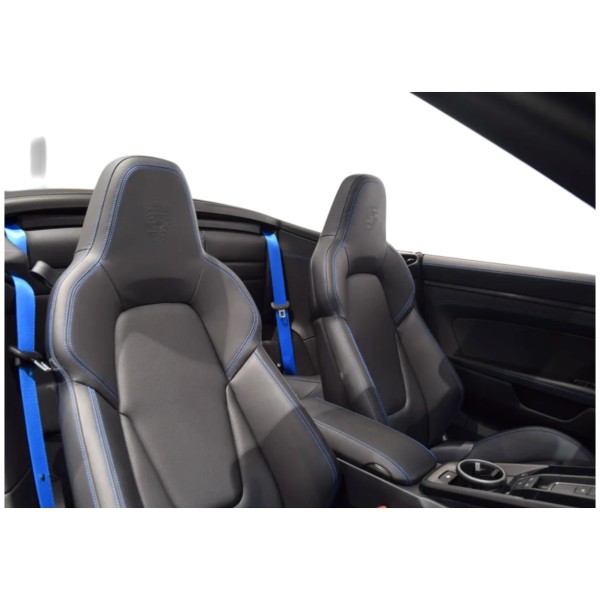 Porsche 911 992 4 GTS Cabrio | Open-Air Thrills