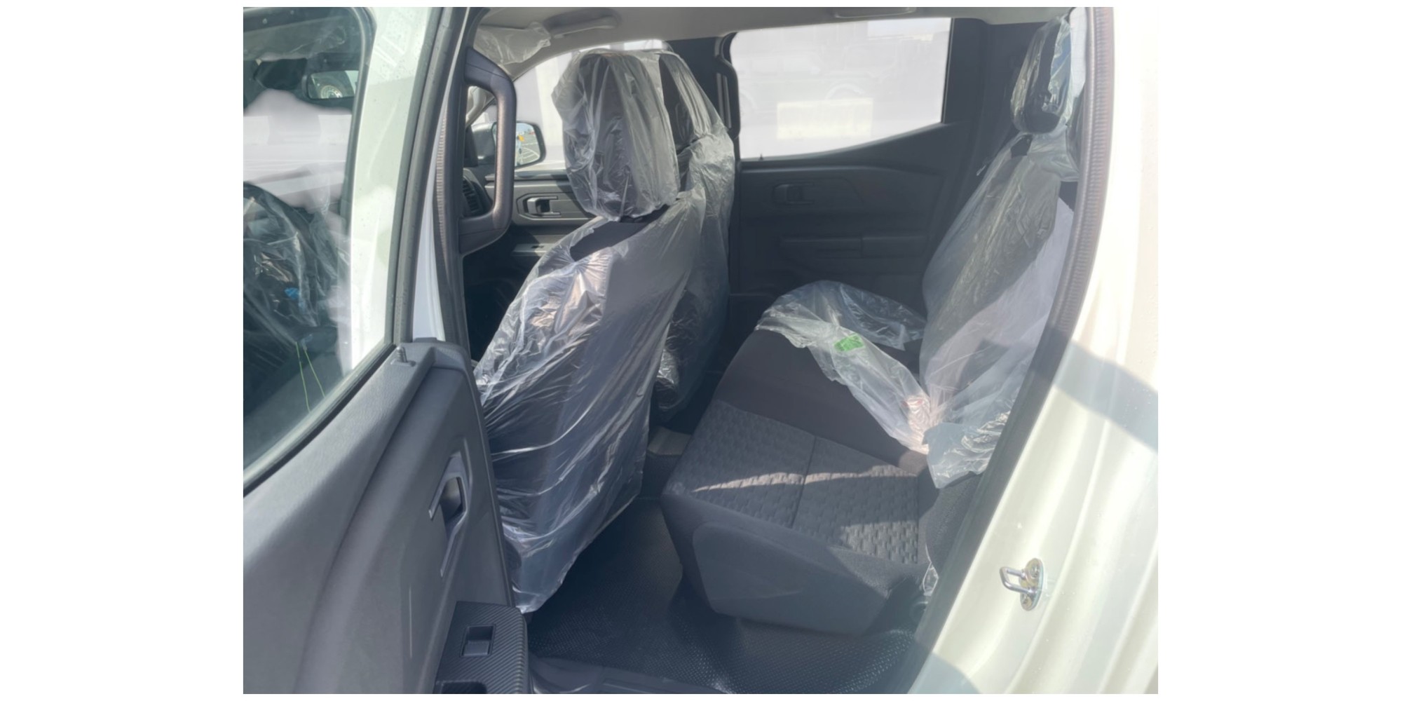 Mitsubishi L200 DC GL 4WD 2.4 Diesel Tough Pickup