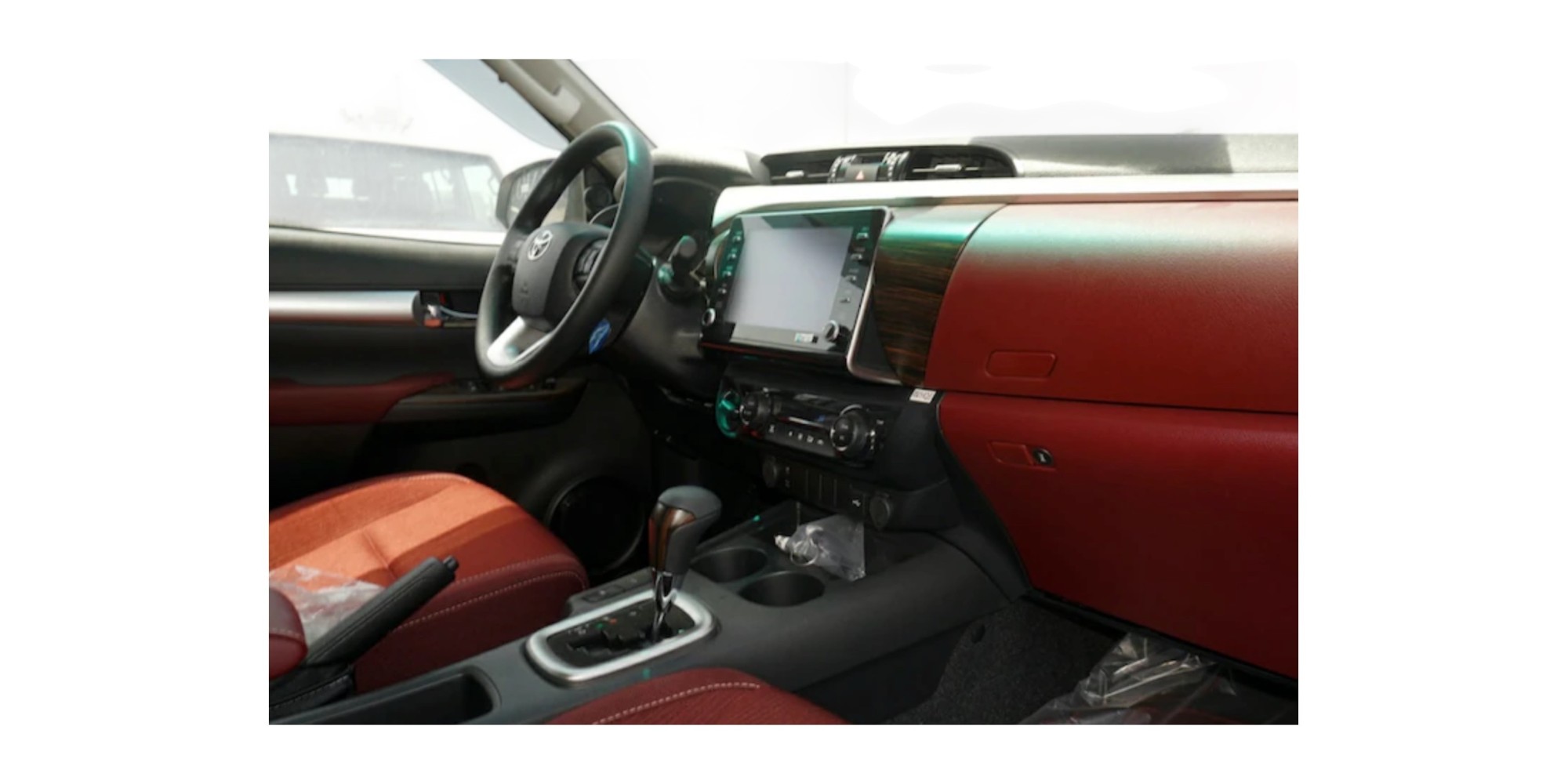 Toyota Hilux SR5 | Robust und Zuverlässig