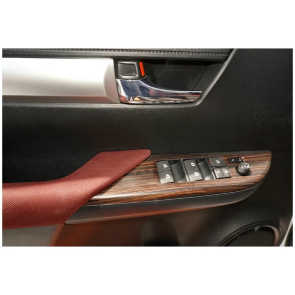 Toyota Hilux SR5 | Robust und Zuverlässig