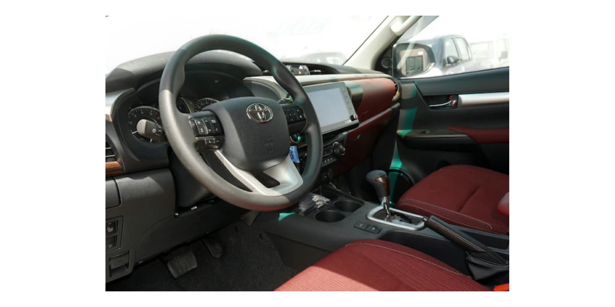 Toyota Hilux SR5 | Robust und Zuverlässig