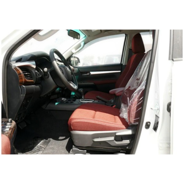 Toyota Hilux SR5 | Robust und Zuverlässig