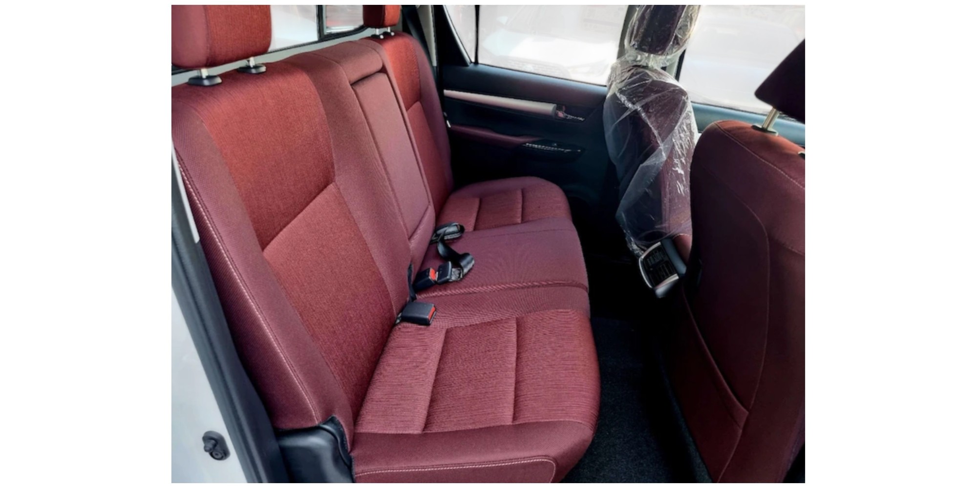 Toyota Hilux SR5 | Robust und Zuverlässig