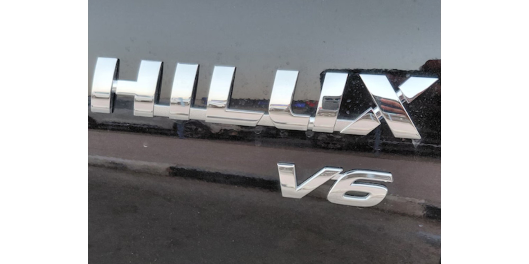 Toyota Hilux SR5 | Robust und Zuverlässig