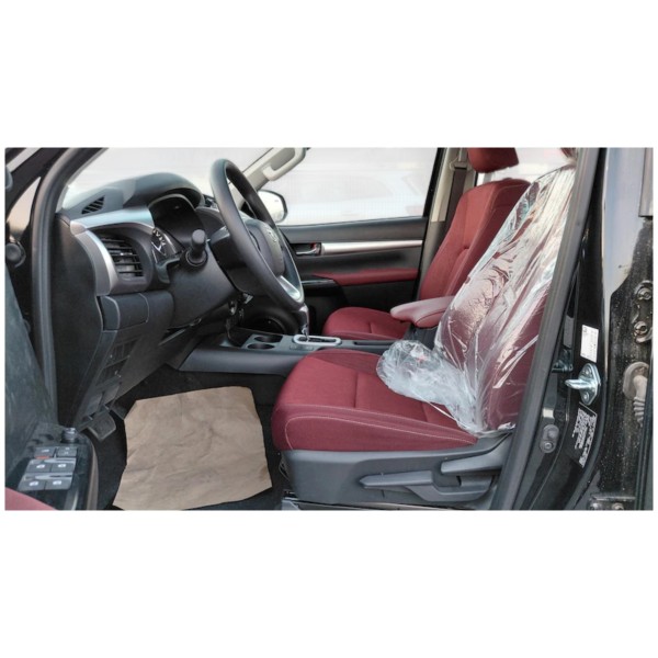 Toyota Hilux SR5 | Robust und Zuverlässig