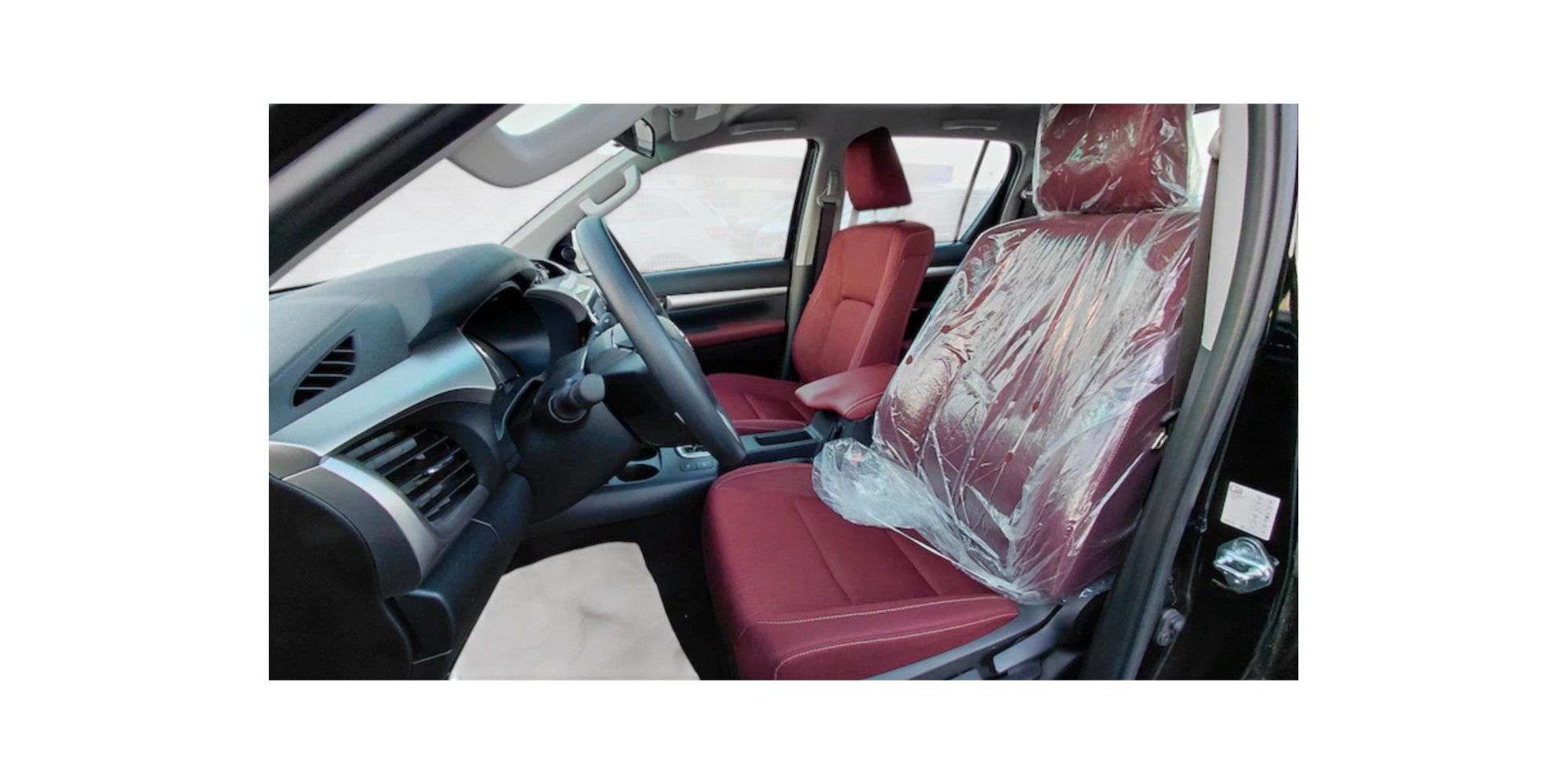 Toyota Hilux SR5 | Robust und Zuverlässig