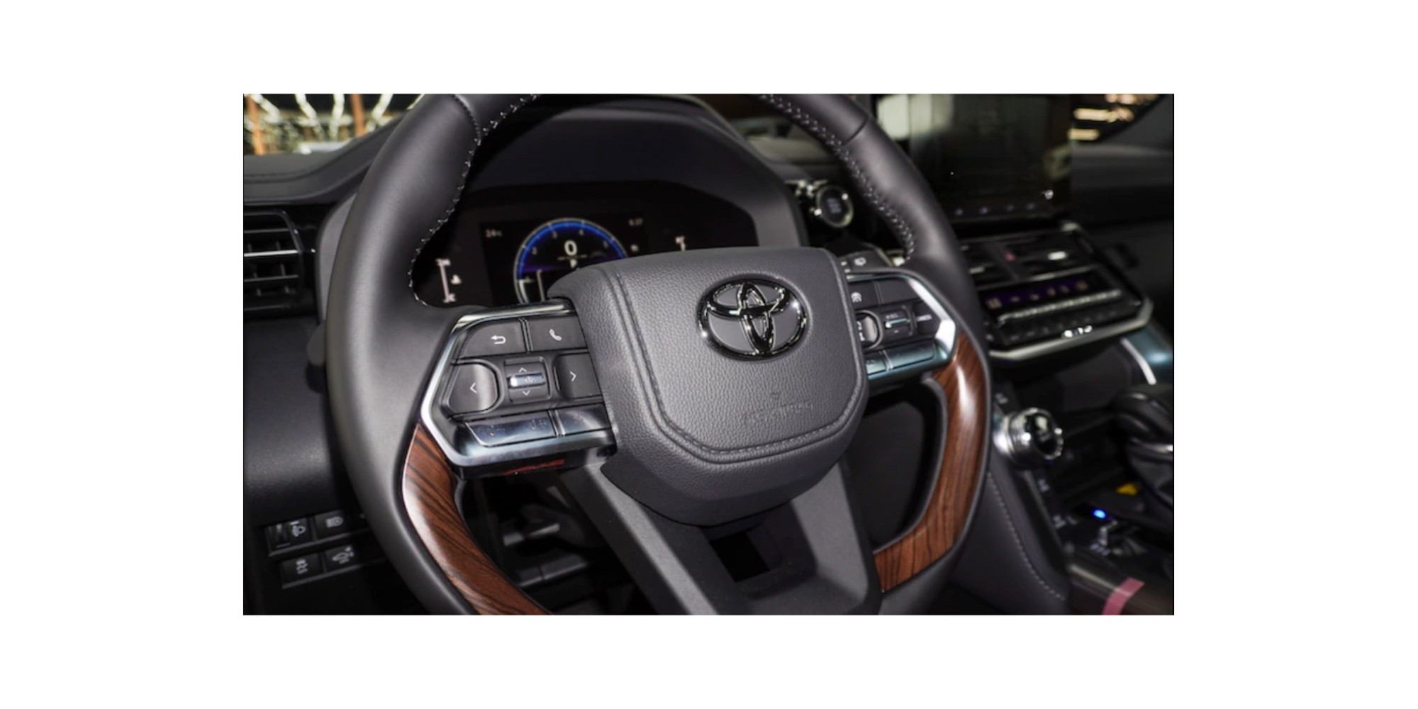 Toyota Land Cruiser GXR TOP | Rugged and Reliable