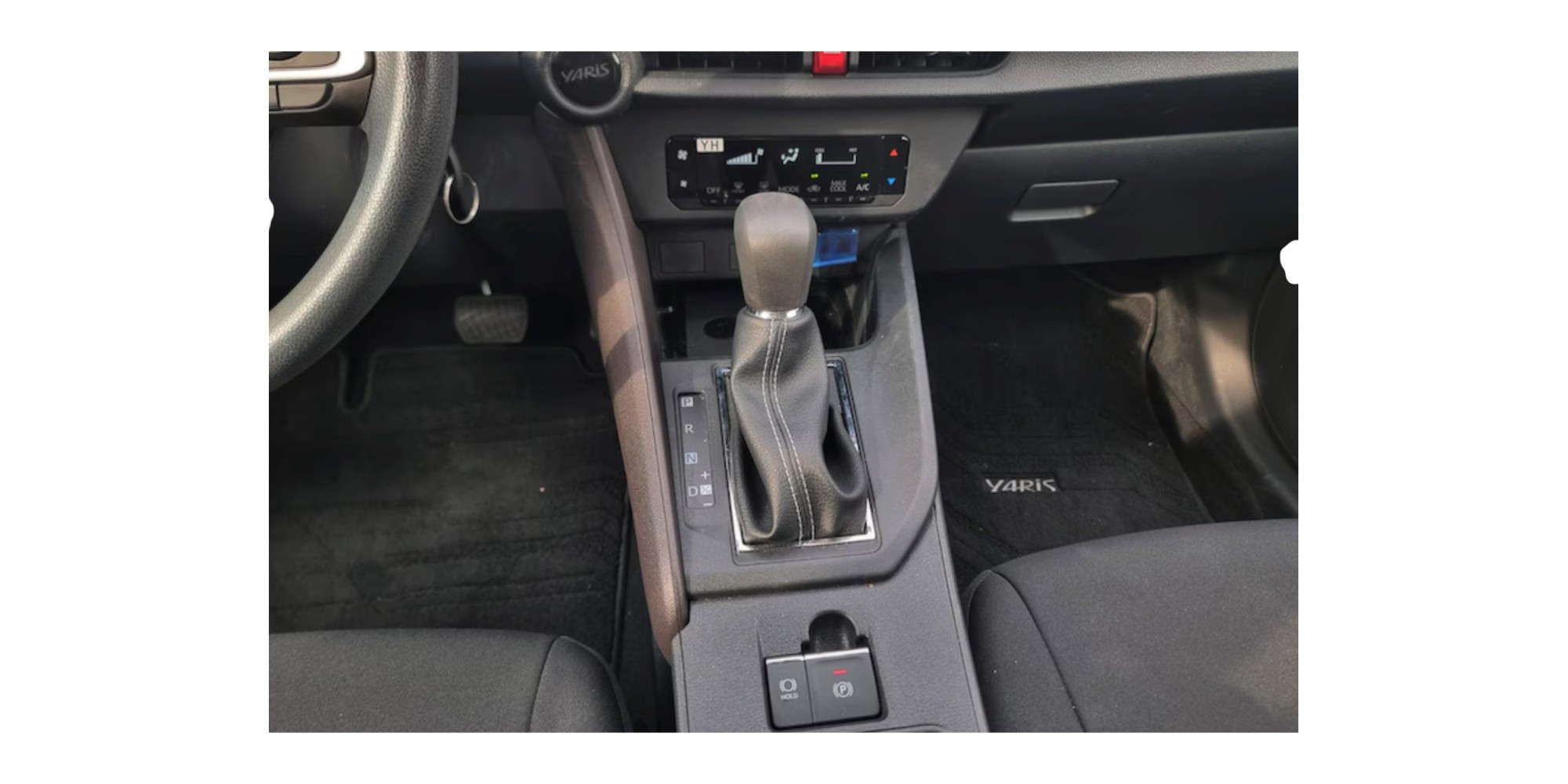 Toyota Yaris Limousine TOP Plus bei Modena Motors GmbH