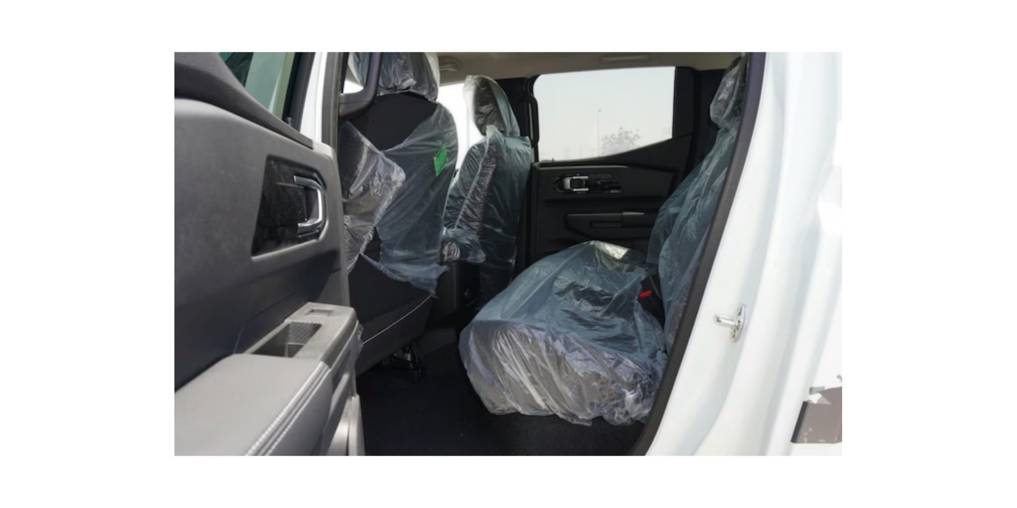 Mitsubishi L200 4.4 Petrol Tough Pickup