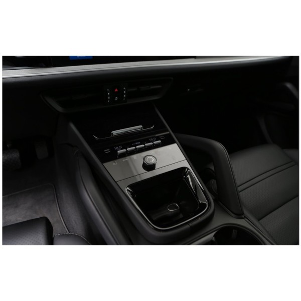 Porsche Cayenne E-Hybrid SUV di lusso – Modena Motors GmbH