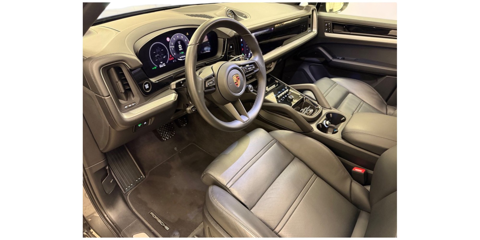 Porsche Cayenne E-Hybrid Luxus-SUV – Modena Motors GmbH