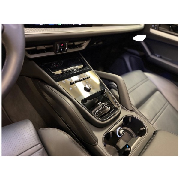 Porsche Cayenne E-Hybrid Luxus-SUV – Modena Motors GmbH