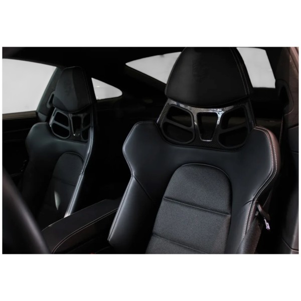 Porsche 911 992 GT3 Touring – Pure Driving Passion