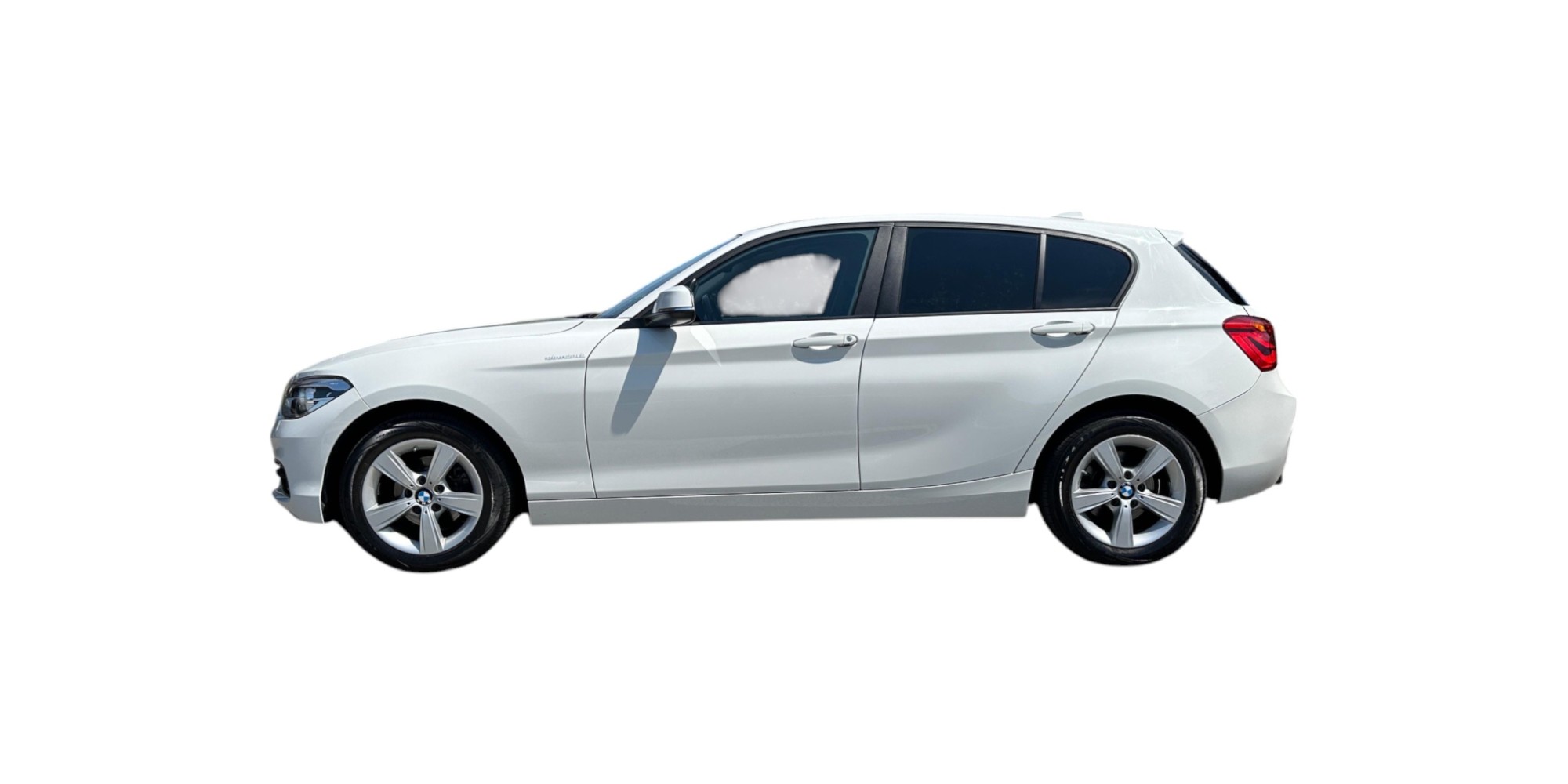 BMW 118d Sport Line | Stylish and Efficient Hatchback