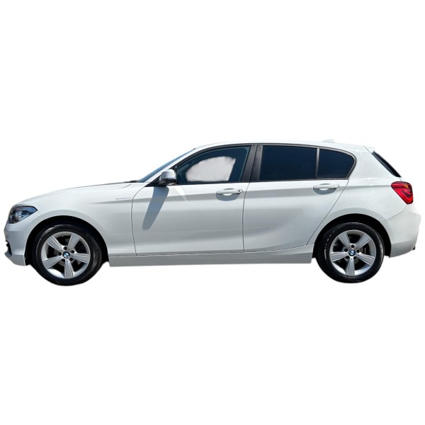 BMW 118d Sport Line | Stylish and Efficient Hatchback