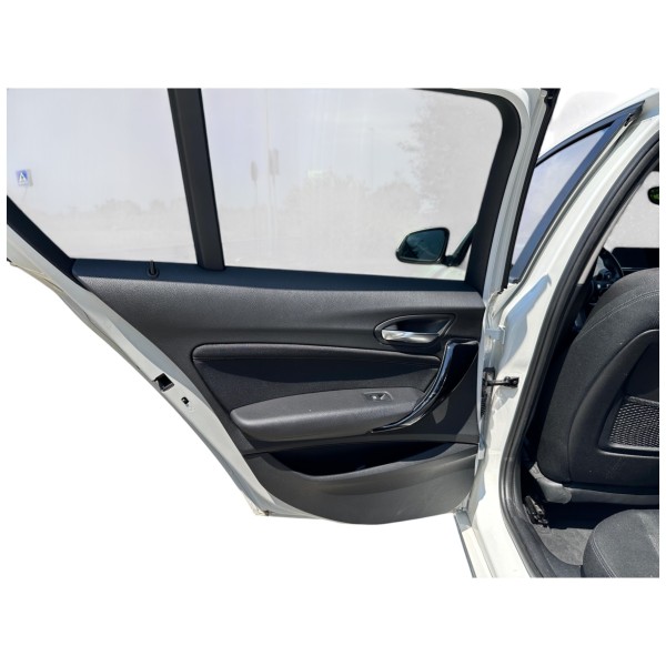 BMW 118d Sport Line | Stylish and Efficient Hatchback