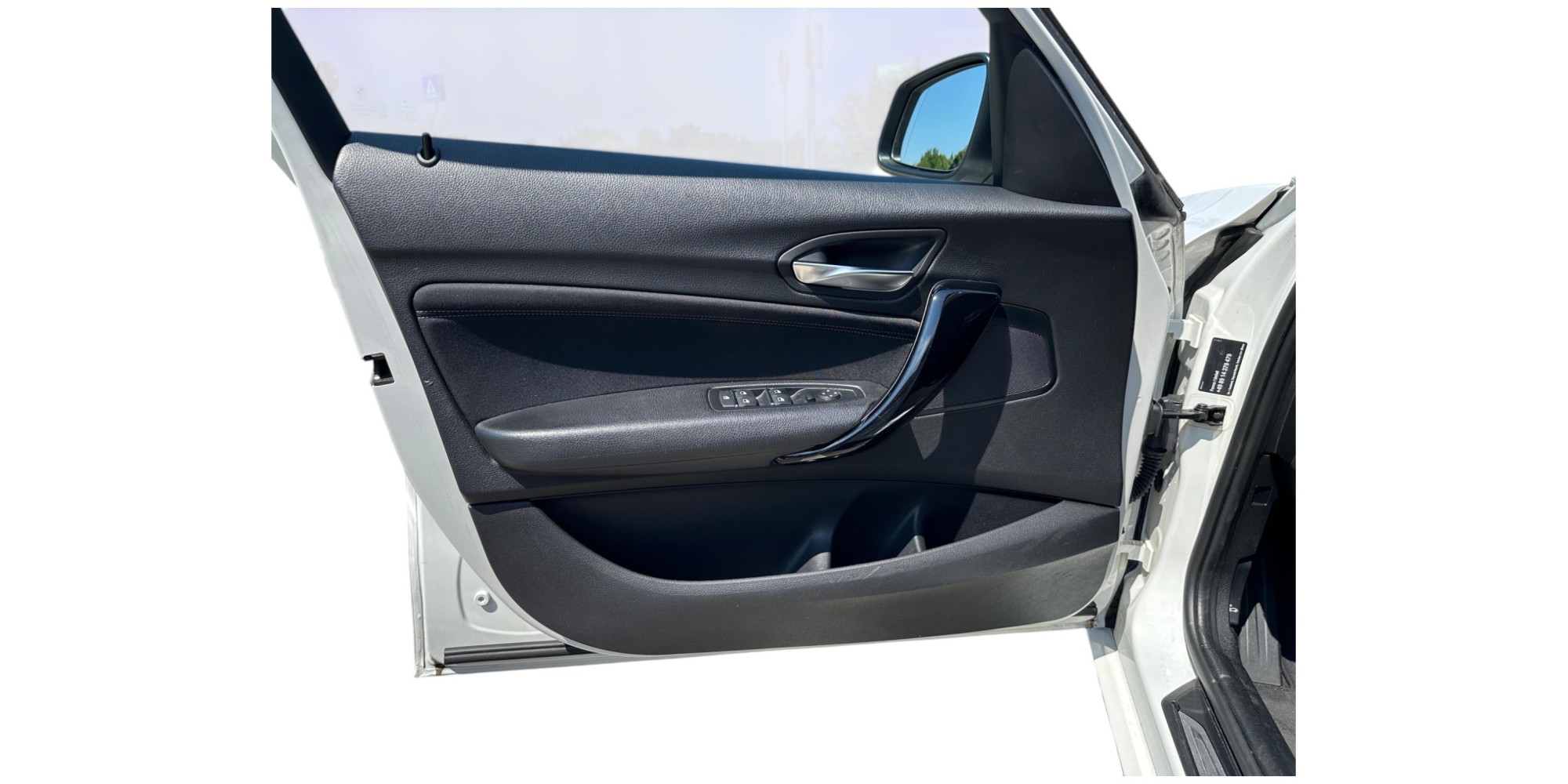 BMW 118d Sport Line | Stylish and Efficient Hatchback