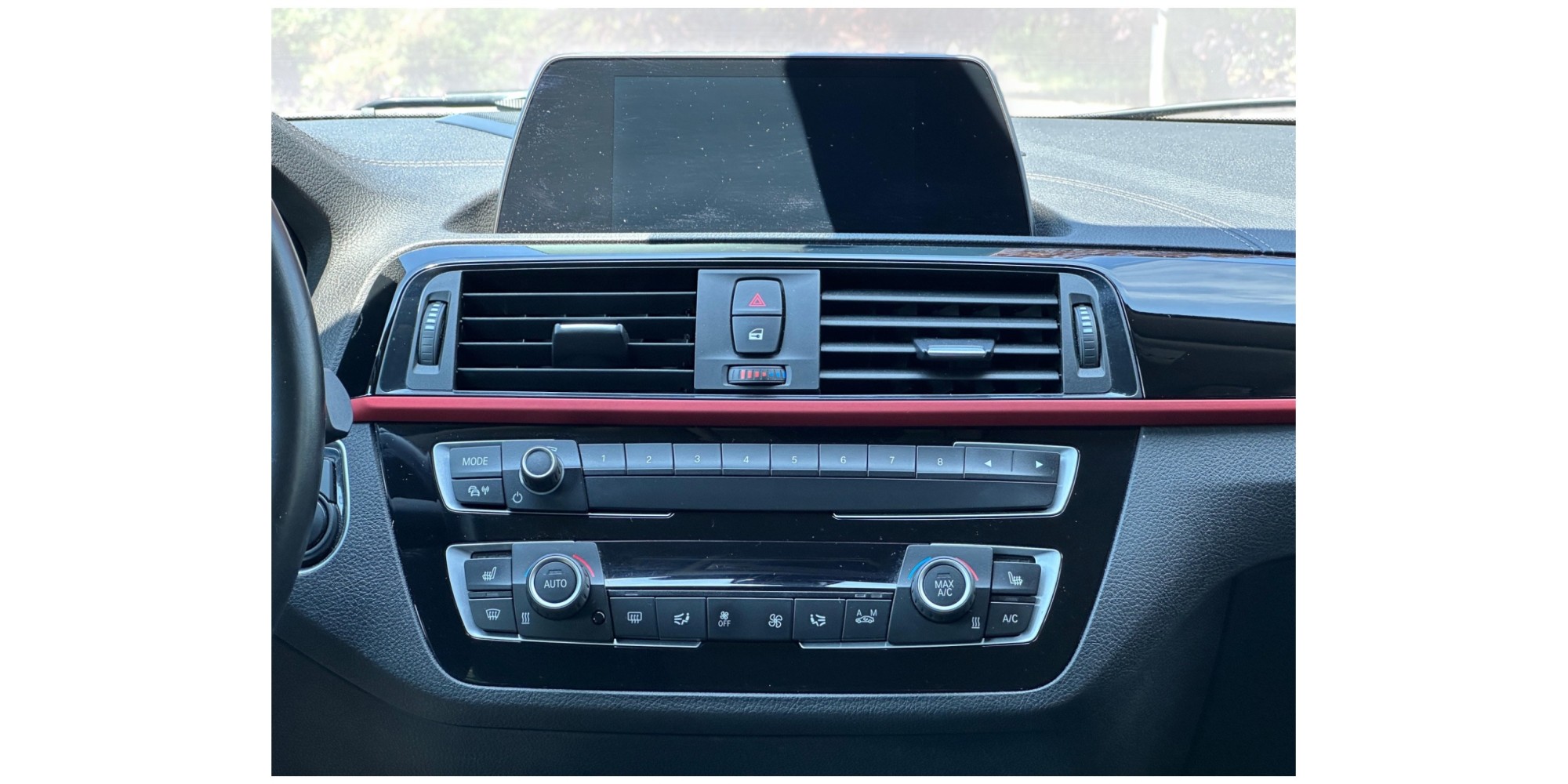 BMW 118d Sport Line | Stylish and Efficient Hatchback