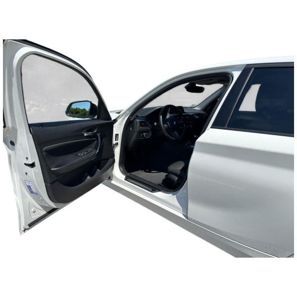 BMW 118d Sport Line | Stylish and Efficient Hatchback