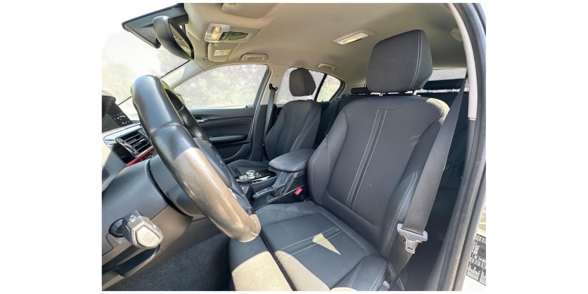 BMW 118d Sport Line | Stylish and Efficient Hatchback