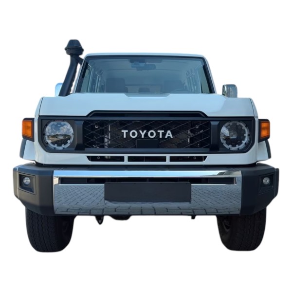 Toyota Land Cruiser 76 AT Luxury | Modena Motors