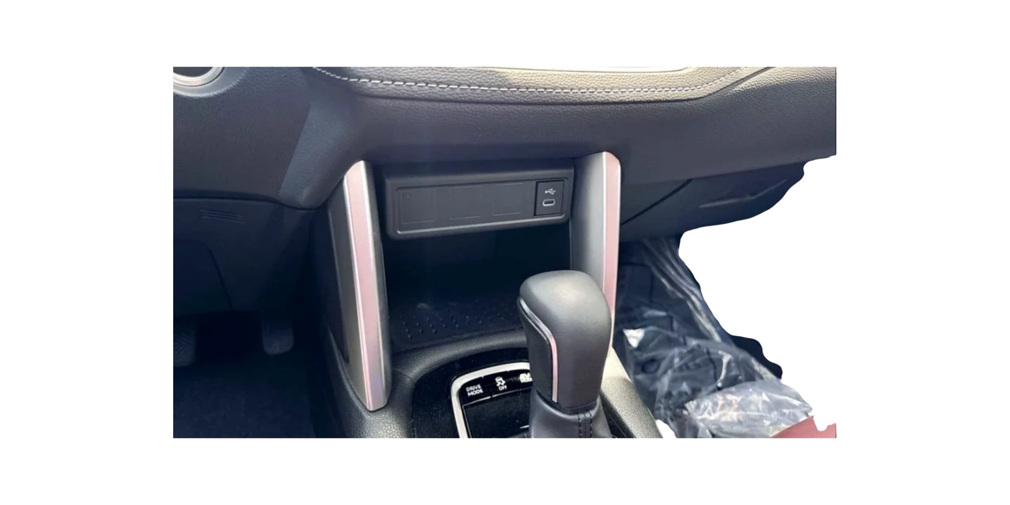 Toyota Corolla Crossover 1.8L Hybrid GCC MY2025