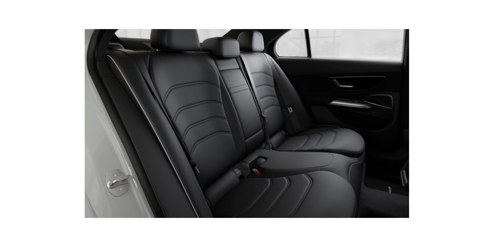 Mercedes-Benz E 300 e | Luxury Plug-In Hybrid Sedan