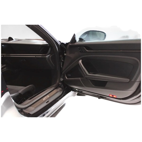 Porsche 911 992 GT3 Touring – Pure Driving Passion