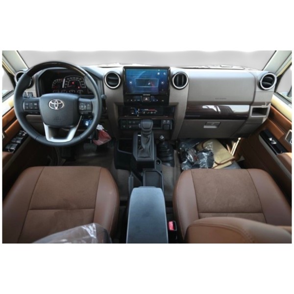 Toyota Land Cruiser 79 Double cabin 2.8L V4 | Modena Motors