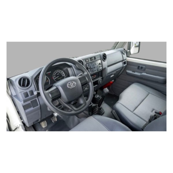 Toyota Land Cruiser 79 Double cabin 4.0 | Modena Motors