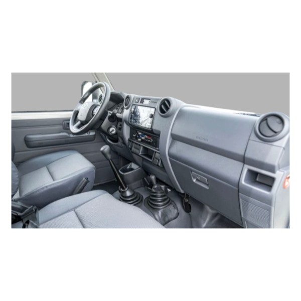 Toyota Land Cruiser 79 Double cabin 4.0 | Modena Motors