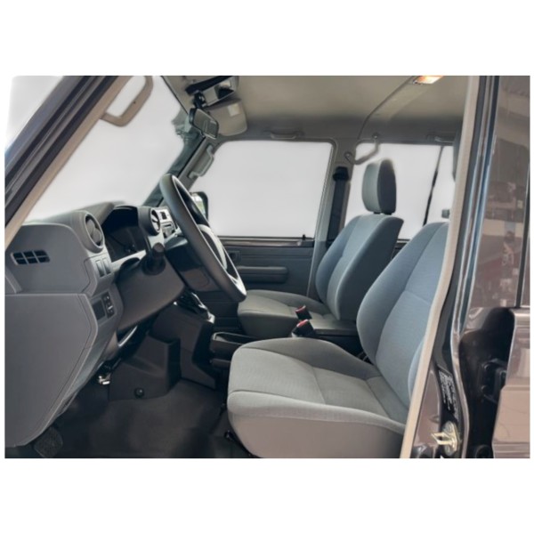 Toyota Land Cruiser 79 Double Cab EU delivery ready